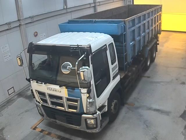 2013 Isuzu ダンプ Japan auction vehicle