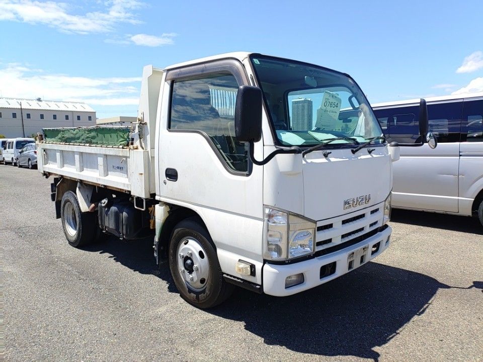 2014 Isuzu Elf auction photo 4