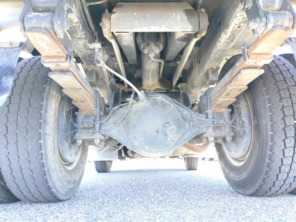 2014 Isuzu Elf auction photo 18