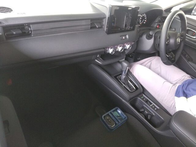 2026 Honda Vezel G 4WD auction photo 3