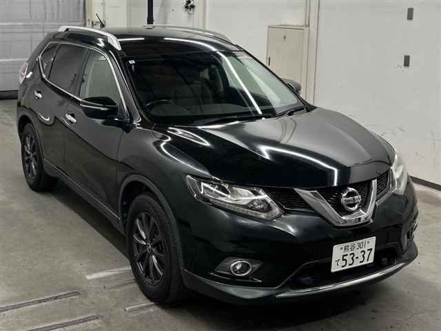2014 Nissan X-Trail 20X Emergency Brake Package selected Japan auction vehicle
