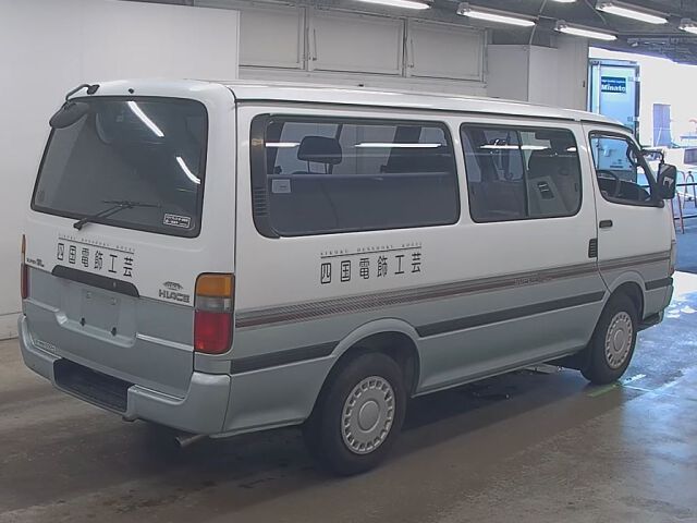 1996 Toyota Hiace ロングスーパーGL auction photo 5