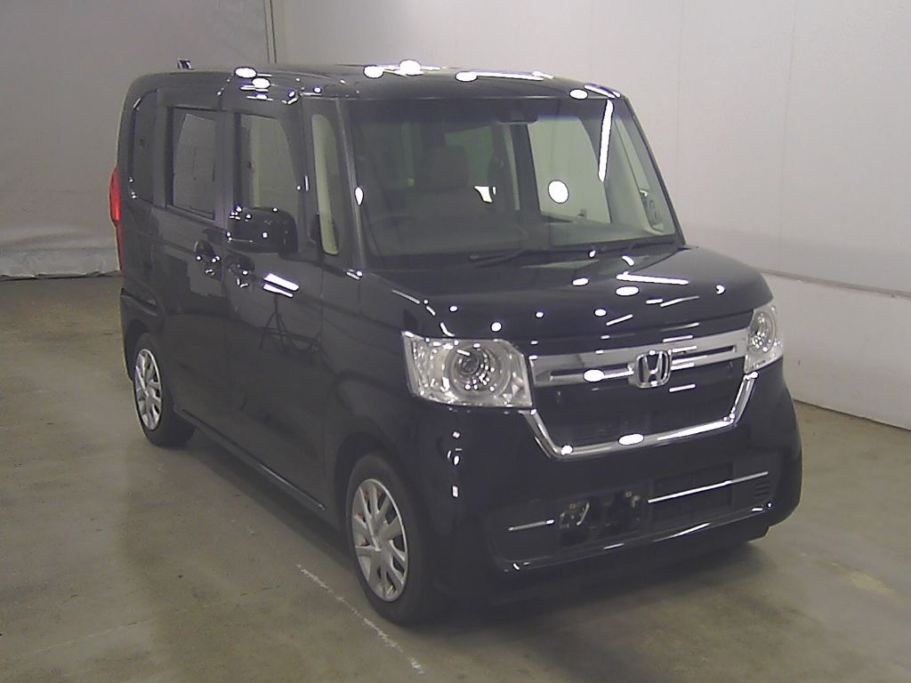 2023 Honda N-BOX L Japan auction vehicle