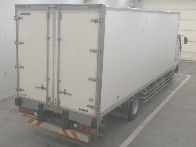 2018 Mitsubishi Fuso Fighter Refrigerated and frozen trucks auction photo 2