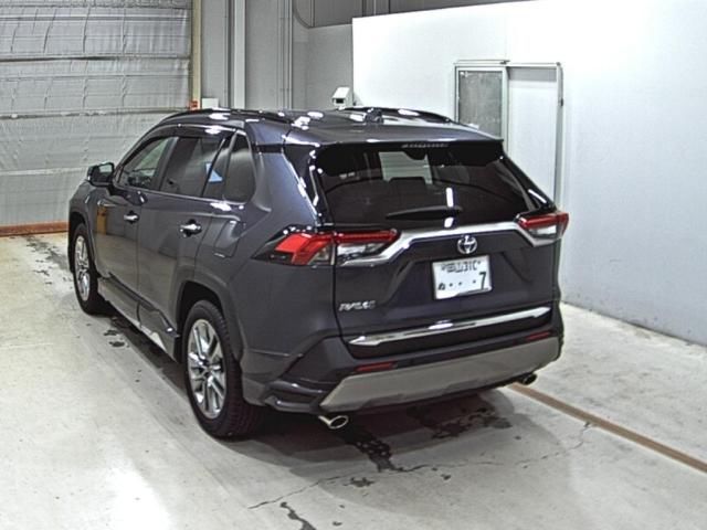 2025 Toyota RAV4 G Z Package Modellista 4WD auction photo 2