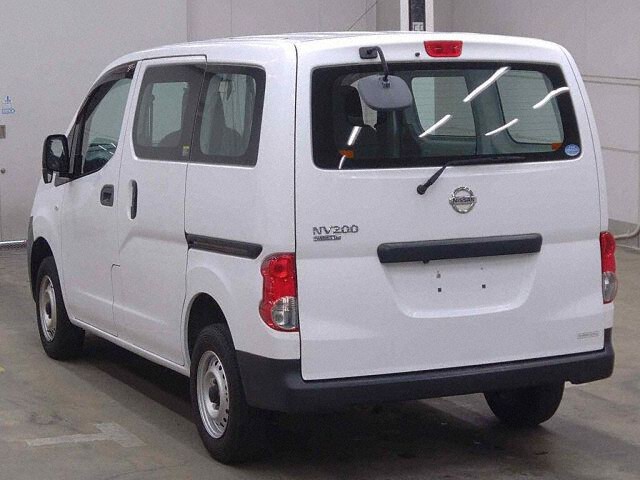 2021 Nissan NV200 Vanette Van DX 4WD auction photo 2