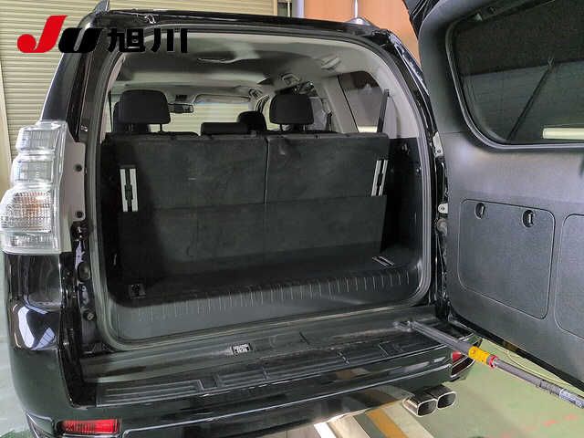 2015 Toyota Land Cruiser Prado TX L Package auction photo 5