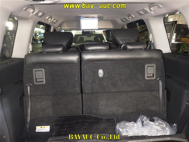 2014 Nissan Elgrand 4WD 350HWS プレミアム auction photo 6
