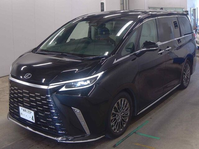 2024 Lexus LM LM500H Executive 4WD auction photo 4