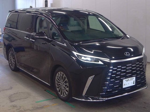 2024 Lexus LM LM500H Executive 4WD Japan auction vehicle