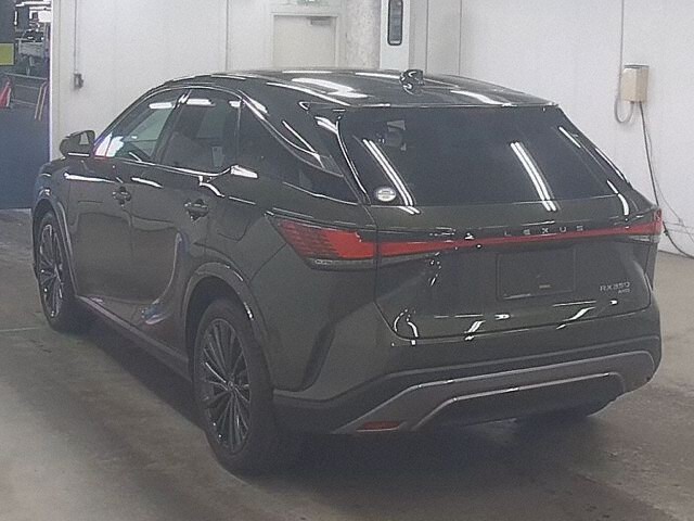 2024 Lexus RX RX350 Version L 4WD auction photo 2