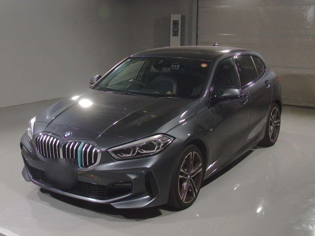 Japan Auction Vehicles 4 2021 BMW 1 Series 118d M Sport ED Joy+ auction photo