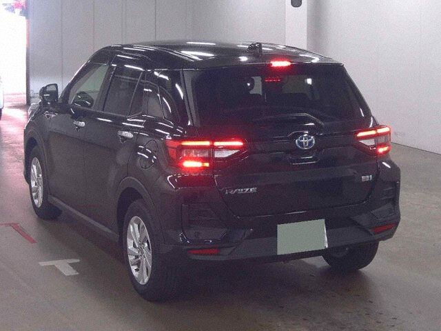 2025 Toyota Raize Hybrid G auction photo 2