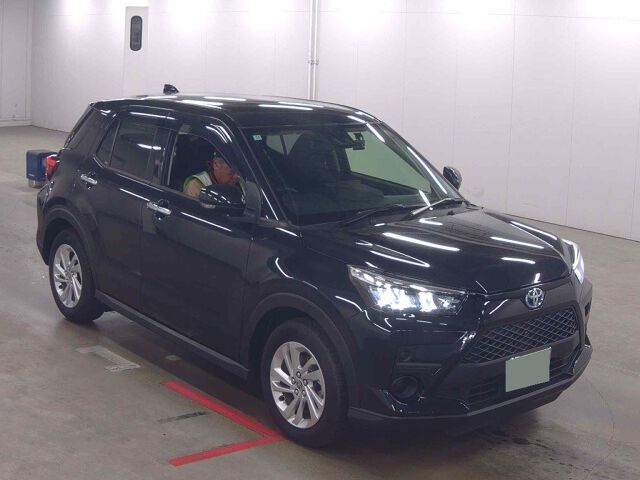 2025 Toyota Raize Hybrid G Japan auction vehicle