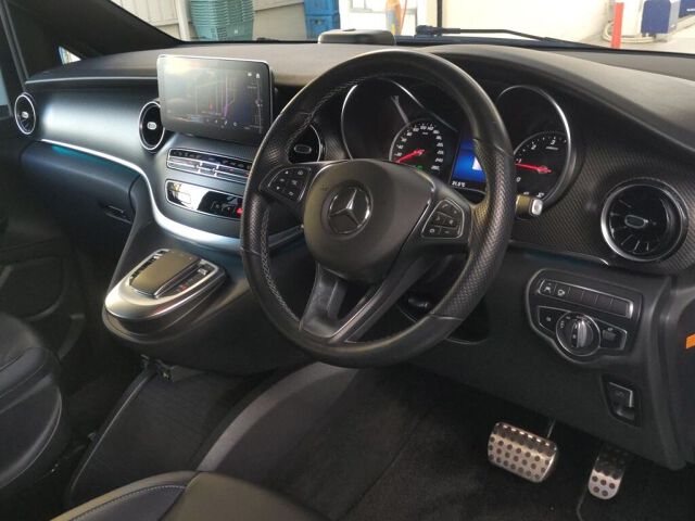 2021 Mercedes-Benz V-Class V220DアバAMGラ auction photo 3