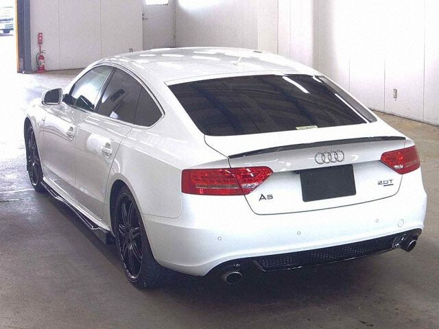2011 Audi A5 Sportback 2.0 TFSI Quat S Light 4WD auction photo 2