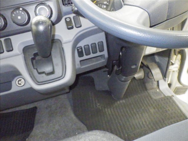 2016 Mitsubishi Fuso Canter Van auction photo 8