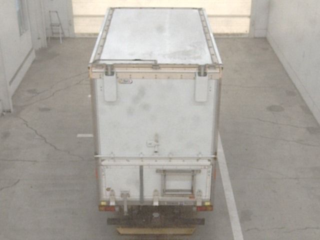 2016 Mitsubishi Fuso Canter Van auction photo 3