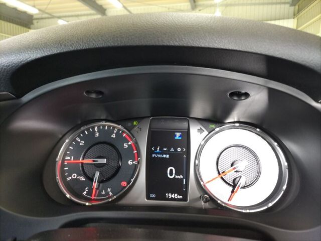 2024 Toyota Hilux Z GR Sport 4WD auction photo 6