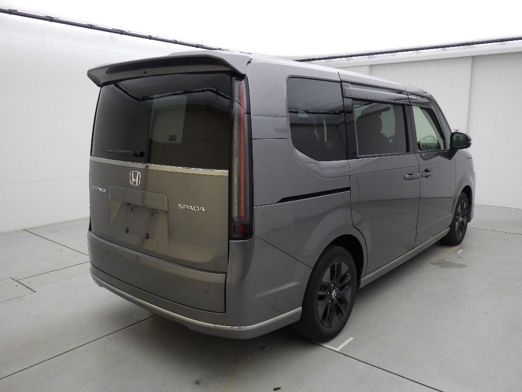 2023 Honda Stepwgn 4WD 8人 auction photo 2