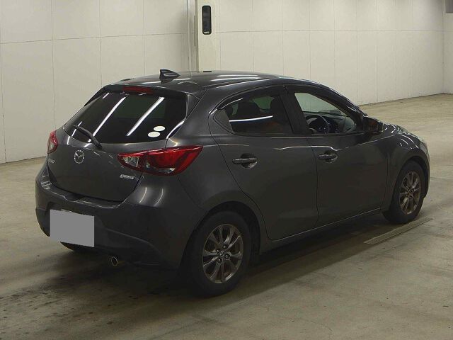 2018 Mazda Demio 13S Touring auction photo 5