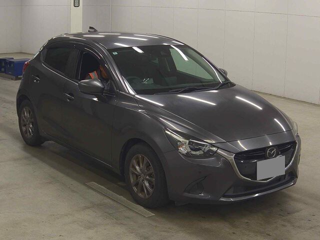 2018 Mazda Demio 13S Touring Japan auction vehicle