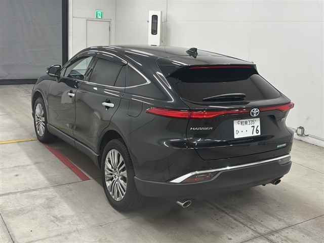 2023 Toyota Harrier Z auction photo 2