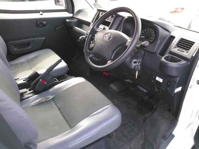 2022 Toyota タウンエース バン DX auction photo 3