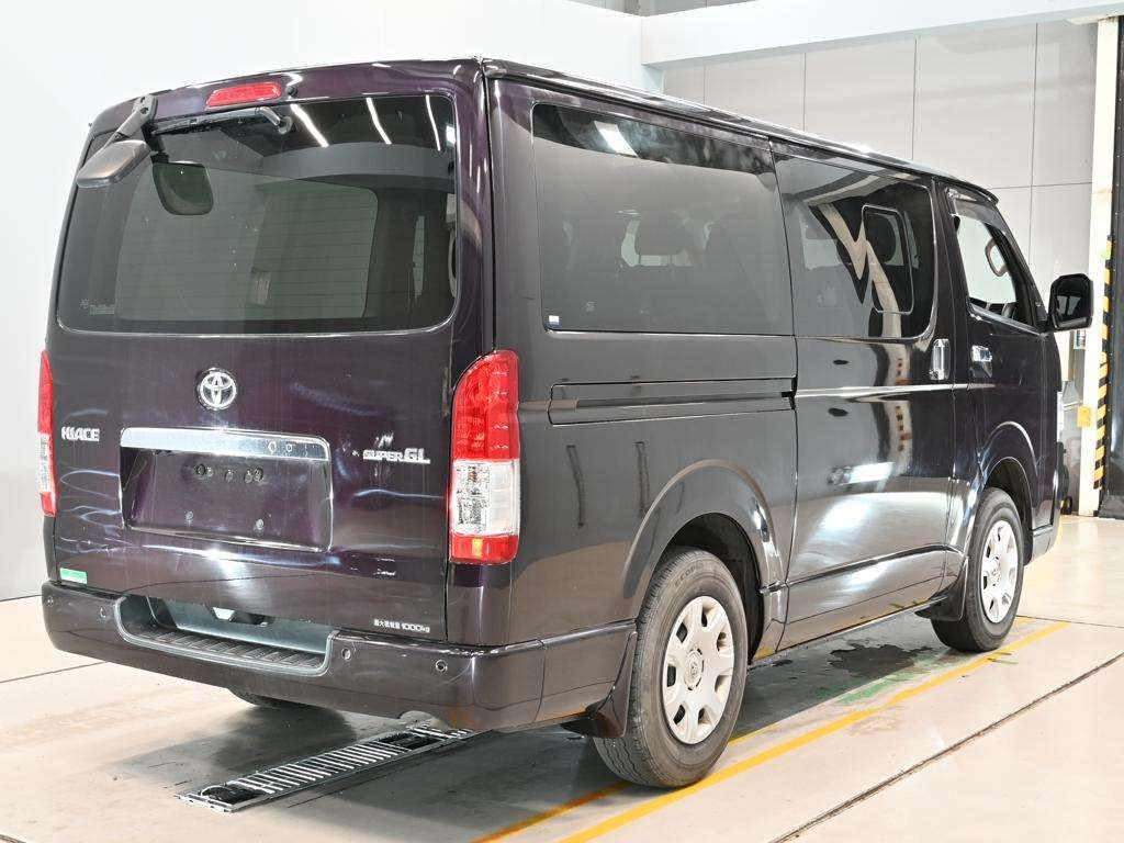 2021 Toyota Hiace ロングスーパーGL 4WD auction photo 2