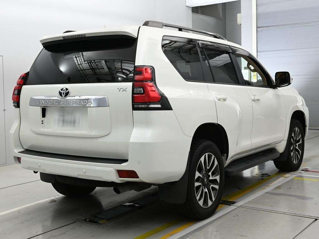 2022 Toyota Land Cruiser Prado TX Lパッケージ 4WD auction photo 2