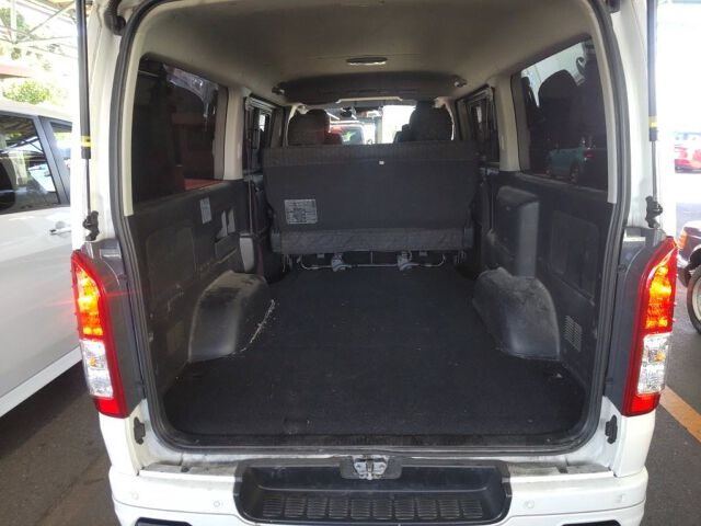 2024 Toyota Hiace ロングスーパーGL 4WD auction photo 6