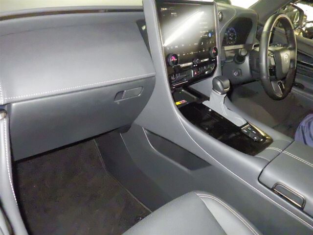 2024 Toyota Alphard Z auction photo 3