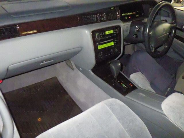 1995 Toyota Crown Majesta auction photo 3
