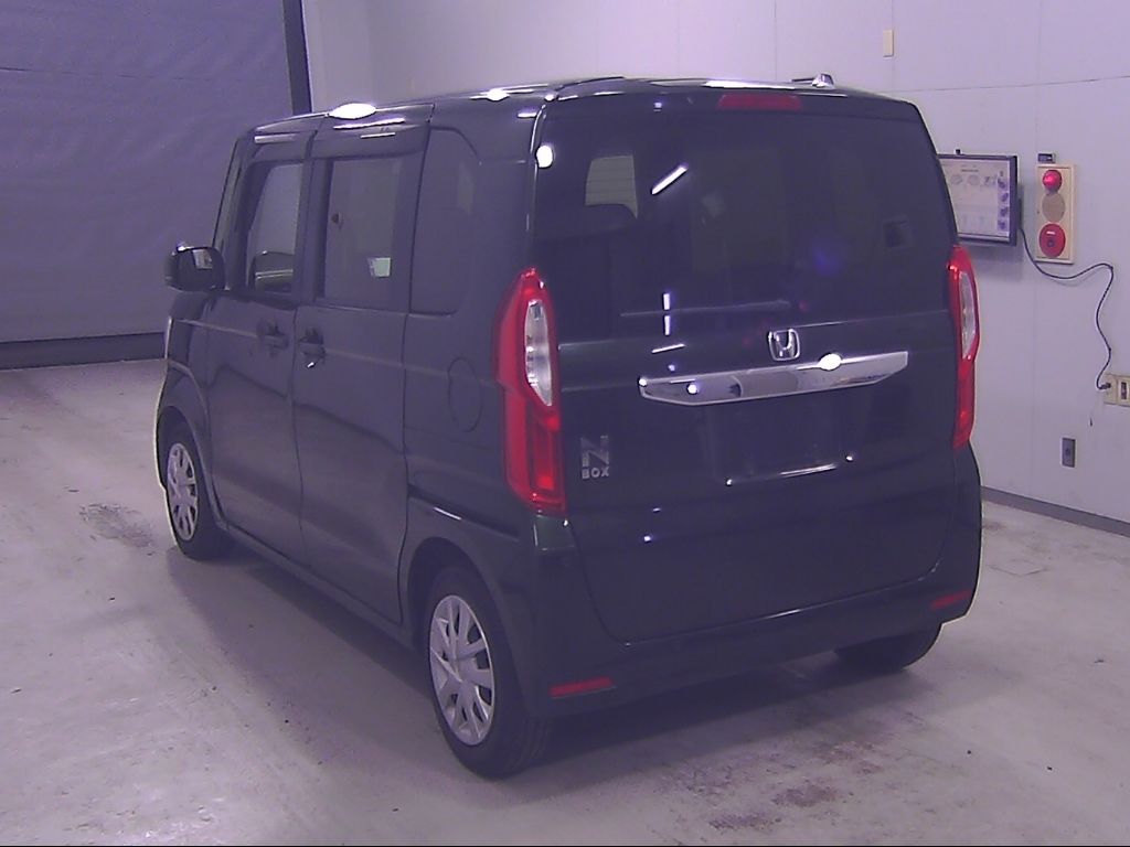 2021 Honda N-BOX L auction photo 5
