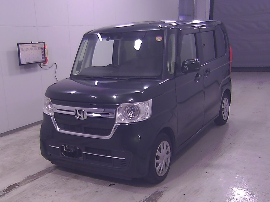 2021 Honda N-BOX L auction photo 4