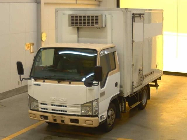 2011 Isuzu Elf 冷蔵・冷凍車 Japan auction vehicle