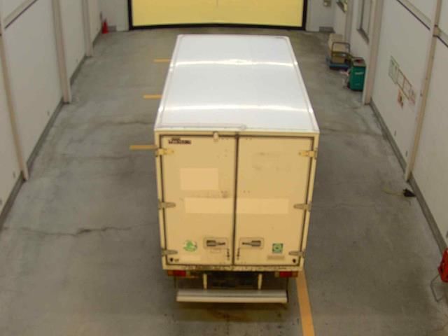 2011 Isuzu Elf 冷蔵・冷凍車 auction photo 3