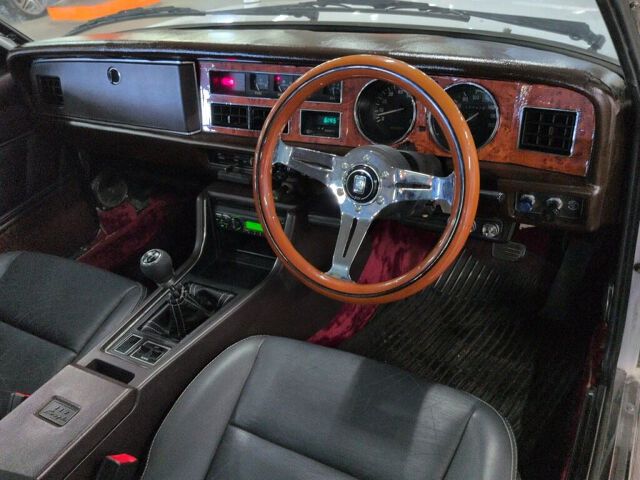 1978 Isuzu 117クーペ auction photo 3