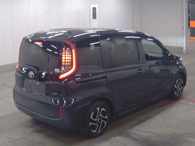 2025 Toyota Sienta ハイブリッドZ auction photo 5