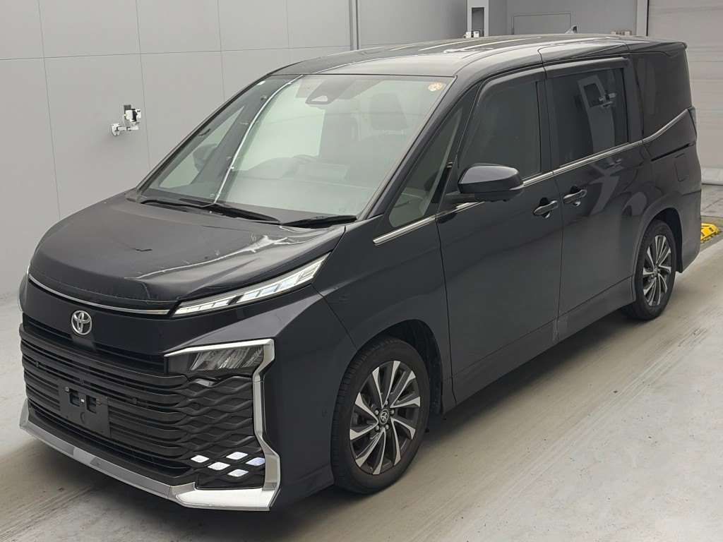 2023 Toyota Voxy S-Z Japan auction vehicle