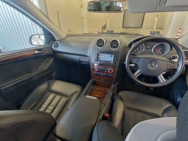 2007 Mercedes-Benz Mクラス ML350 4マチック 4WD auction photo 3