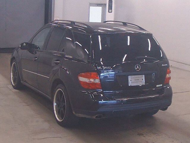 2007 Mercedes-Benz Mクラス ML350 4マチック 4WD auction photo 2