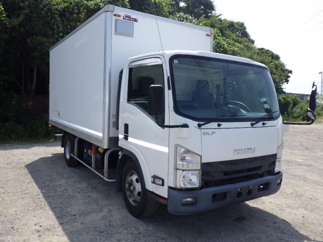 Japan Auction Vehicles 5 2020 Isuzu Elf auction photo