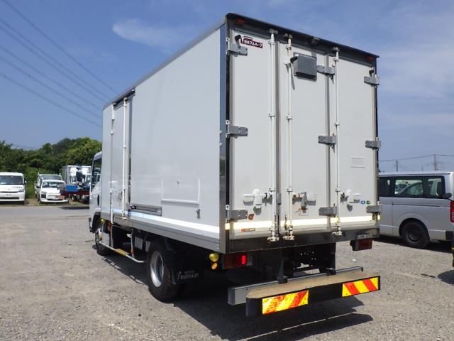 2020 Isuzu Elf auction photo 2