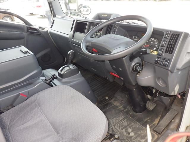 2020 Isuzu Elf auction photo 3