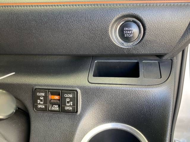 2015 Toyota Sienta G auction photo 5