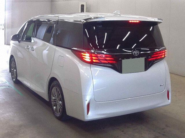 2024 Toyota Alphard Z auction photo 2