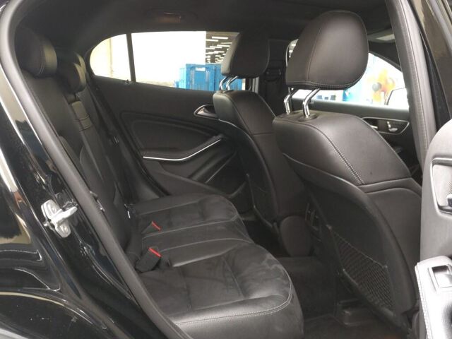 2017 Mercedes-Benz GLA-Class GLA220 4MATIC 4WD auction photo 6