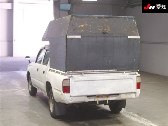 1998 Toyota Hilux DX auction photo 2