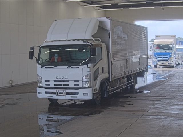 2012 Isuzu Forward アルミウイング Japan auction vehicle